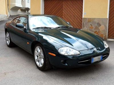 Usato 1997 Jaguar XK8 4.0 Benzin 284 CV (15.000 €)