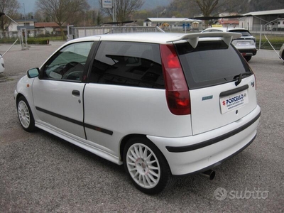 Usato 1998 Fiat Punto 1.4 Benzin 131 CV (8.990 €)
