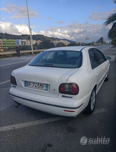Usato 1999 Fiat Marea Benzin (4.000 €)