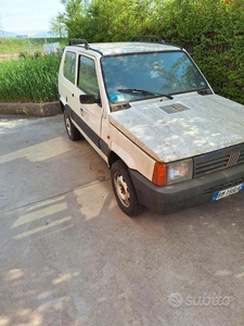 Usato 2000 Fiat Panda 4x4 Benzin (3.300 €)