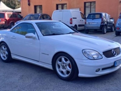 Usato 2000 Mercedes 200 2.0 Benzin 163 CV (5.999 €)