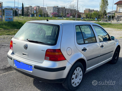 Usato 2000 VW Golf IV 1.6 Diesel 100 CV (1.500 €)