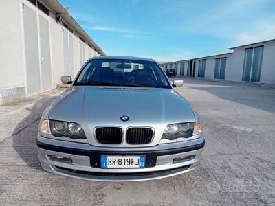 Usato 2001 BMW 330 Diesel (4.500 €)