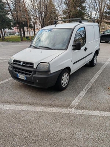 Usato 2001 Fiat Doblò Benzin (500 €)