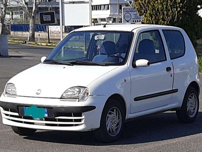 Usato 2001 Fiat Seicento 1.1 Benzin 54 CV (1.500 €)