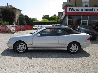 Usato 2001 Mercedes CLK200 2.0 Benzin 163 CV (7.250 €)