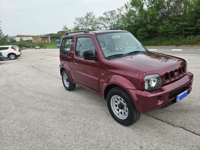 Usato 2001 Suzuki Jimny 1.3 Benzin 82 CV (7.500 €)