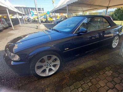 Usato 2002 BMW 320 Cabriolet 2.0 Benzin 150 CV (8.900 €)