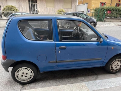 Usato 2002 Fiat 600 Benzin (2.300 €)