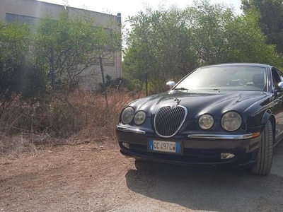 Usato 2002 Jaguar S-Type 2.5 Benzin 200 CV (4.150 €)