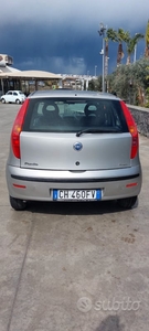 Usato 2003 Fiat Punto 1.2 Diesel 69 CV (2.500 €)