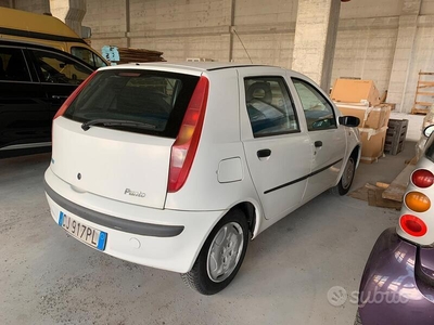 Usato 2003 Fiat Punto Benzin (1.400 €)