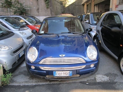 Usato 2003 Mini Cooper 1.6 Benzin 116 CV (600 €)