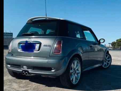 Usato 2003 Mini Cooper 1.6 Benzin 63 CV (6.990 €)