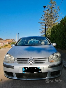 Usato 2003 VW Golf IV Diesel 105 CV (2.800 €)