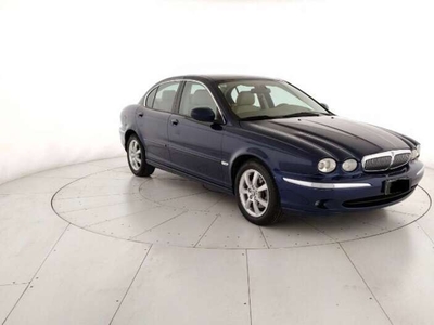 Usato 2004 Jaguar X-type 2.5 Benzin 196 CV (5.600 €)