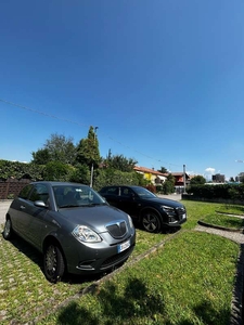 Usato 2004 Lancia Ypsilon 1.2 Benzin 60 CV (3.500 €)