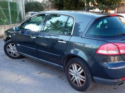 Usato 2005 Renault Vel Satis 2.2 Diesel 140 CV (2.700 €)