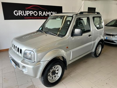 Usato 2005 Suzuki Jimny 1.3 Benzin 86 CV (7.990 €)