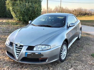 Usato 2006 Alfa Romeo GT 1.9 Diesel 150 CV (6.000 €)