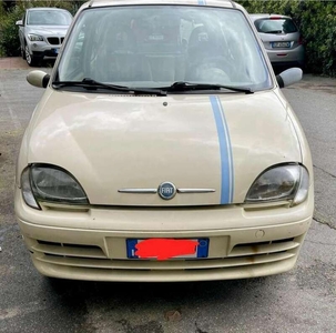 Usato 2006 Fiat Seicento 1.1 Benzin 54 CV (2.000 €)