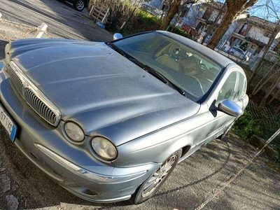 Usato 2006 Jaguar X-type 2.2 Diesel 155 CV (600 €)