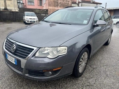 Usato 2006 VW Passat 1.9 Diesel 105 CV (2.250 €)