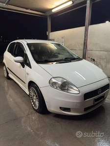 Usato 2007 Fiat Grande Punto 1.9 Diesel 131 CV (3.000 €)