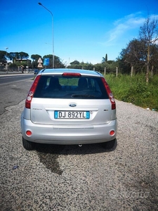 Usato 2007 Ford Fiesta 1.4 Diesel 68 CV (1.600 €)