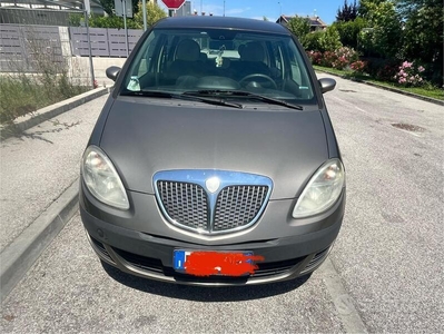 Usato 2007 Lancia Musa 1.2 Diesel 90 CV (1.980 €)