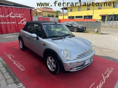 Usato 2007 Mini Cooper 1.6 Benzin 116 CV (6.999 €)