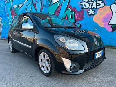 Usato 2007 Renault Twingo 1.1 Benzin 101 CV (3.299 €)