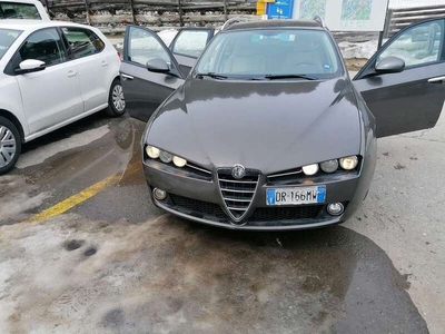 Usato 2008 Alfa Romeo 159 1.9 Diesel 150 CV (1.300 €)