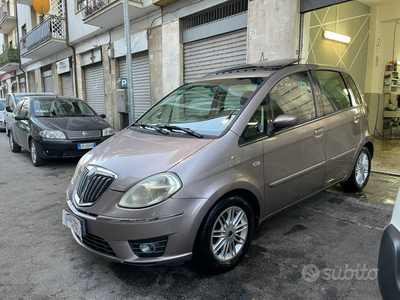 Usato 2008 Lancia Musa 1.2 Diesel 90 CV (3.990 €)