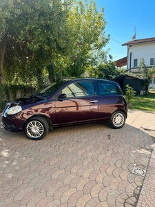 Usato 2008 Lancia Ypsilon 1.2 Diesel 69 CV (2.500 €)