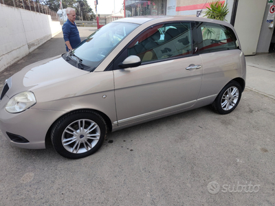 Usato 2008 Lancia Ypsilon 1.2 Diesel 69 CV (5.000 €)