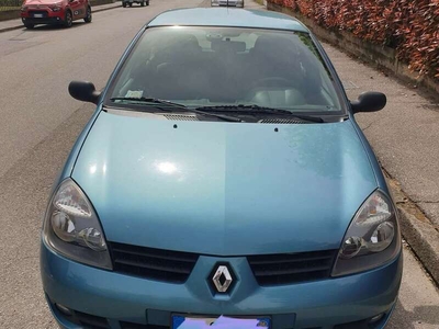 Usato 2008 Renault Clio 1.1 Benzin 58 CV (2.000 €)