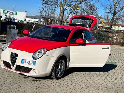 Usato 2009 Alfa Romeo MiTo 1.6 Diesel 120 CV (4.200 €)