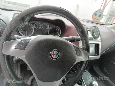 Usato 2009 Alfa Romeo MiTo Diesel 90 CV (1.200 €)
