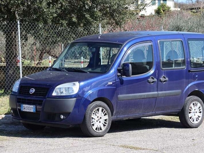 Usato 2009 Fiat Doblò 1.9 Diesel 120 CV (4.500 €)