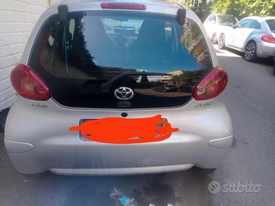 Usato 2009 Toyota Aygo Diesel (2.400 €)