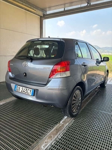 Usato 2009 Toyota Yaris 1.4 Diesel 90 CV (4.800 €)