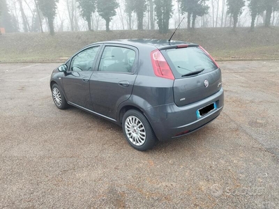 Usato 2010 Fiat Grande Punto 1.2 Diesel 75 CV (4.000 €)