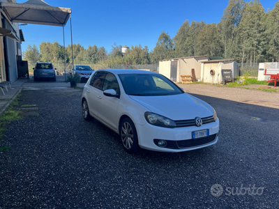 Usato 2010 VW Golf VI 2.0 Diesel 140 CV (7.000 €)