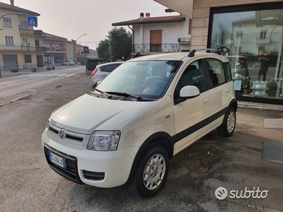 Usato 2011 Fiat Panda 4x4 1.2 Benzin 69 CV (8.499 €)