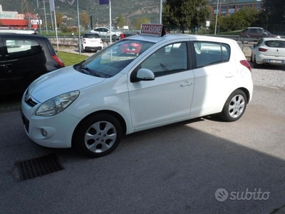 Usato 2011 Hyundai i20 Benzin (4.900 €)