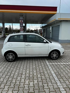 Usato 2011 Lancia Ypsilon 1.2 Diesel 69 CV (3.900 €)