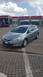 Usato 2011 Opel Astra 1.7 Diesel 101 CV (4.500 €)