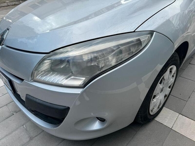 Usato 2011 Renault Mégane 1.5 Diesel 110 CV (3.800 €)