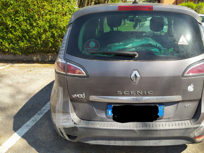 Usato 2012 Renault Scénic III 1.5 Diesel 110 CV (600 €)